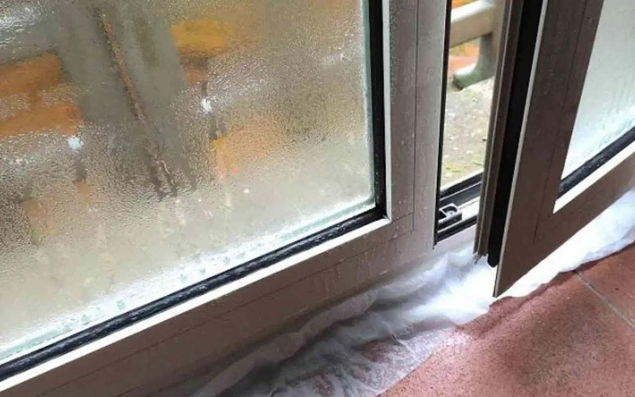 Elimina la condensa: il rimedio poco conosciuto per una casa sempre asciutta Elimina la condensa: il rimedio poco conosciuto per una casa sempre asciutta