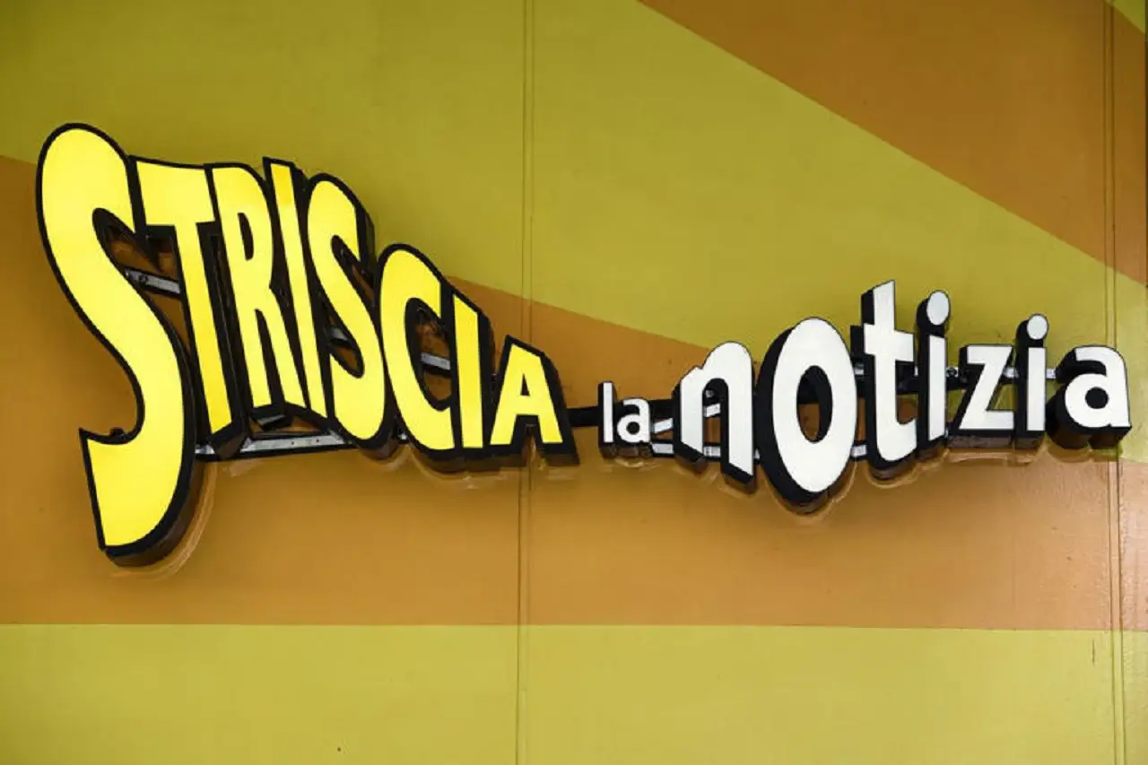 Quanto guadagnano i conduttori di Striscia la Notizia? Scopriamo insieme Quanto guadagnano i conduttori di Striscia la Notizia? Scopriamo insieme