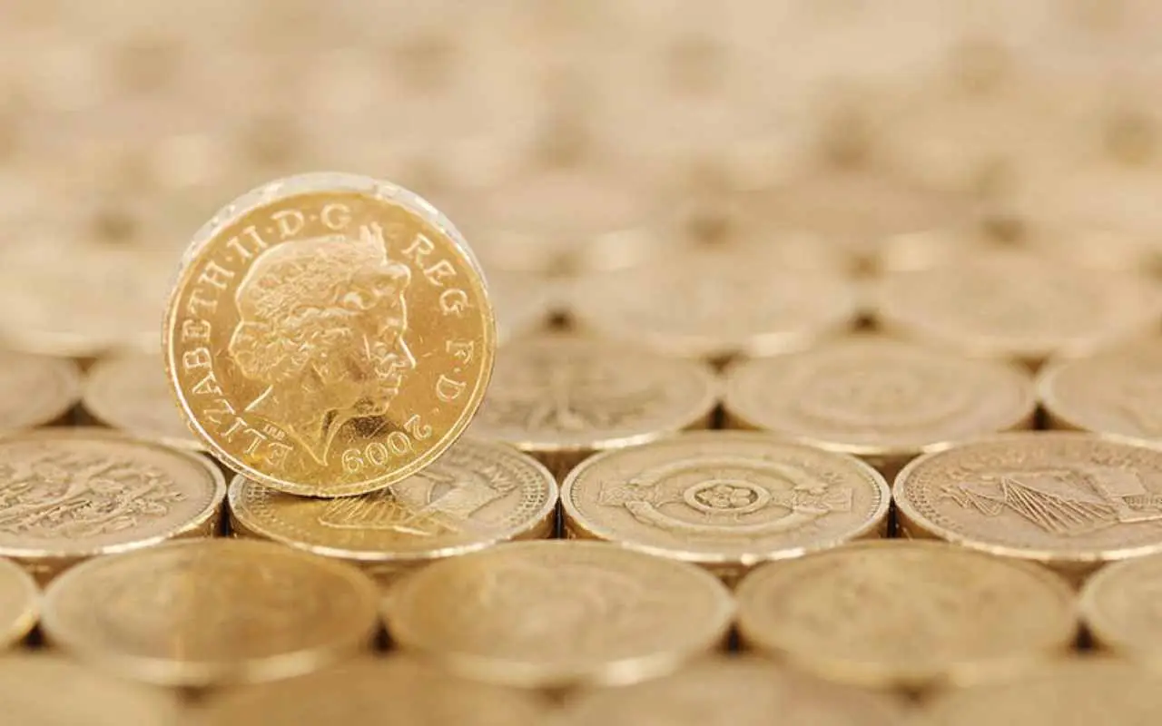 Quanto vale una sterlina d’oro? La risposta lascia senza parole Quanto vale una sterlina d’oro? La risposta lascia senza parole