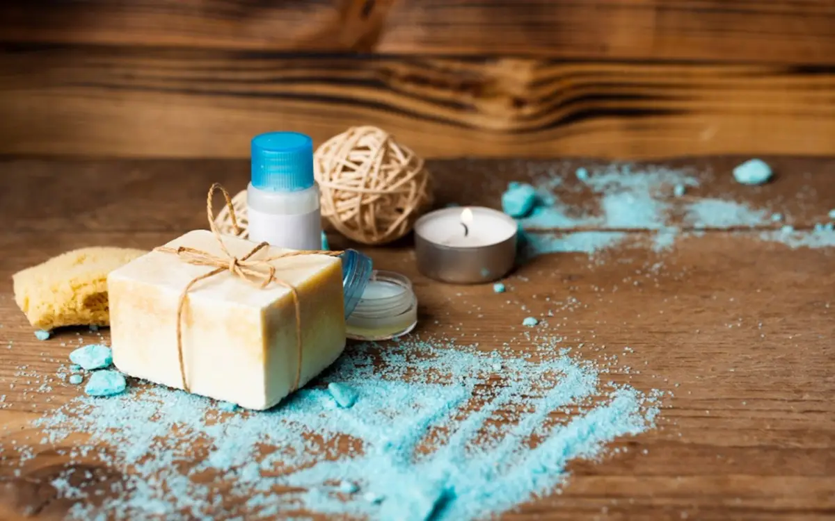 Come usare il sapone di Marsiglia sulle piante: il metodo che funziona davvero Come usare il sapone di Marsiglia sulle piante: il metodo che funziona davvero