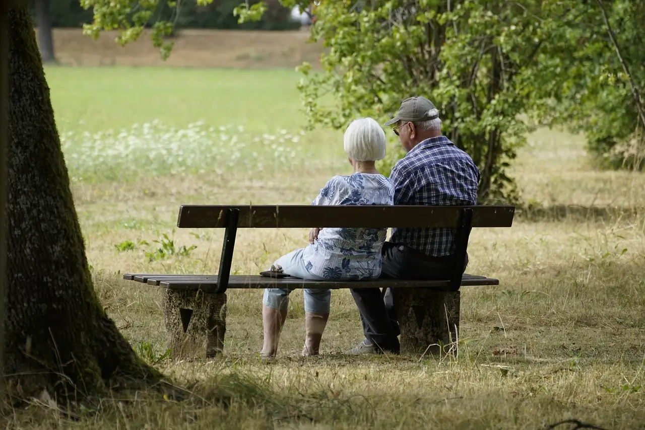 Assicurazione sanitaria in viaggio: cosa copre davvero la nuova polizza per chi parte dopo i 65 anni Assicurazione sanitaria in viaggio: cosa copre davvero la nuova polizza per chi parte dopo i 65 anni