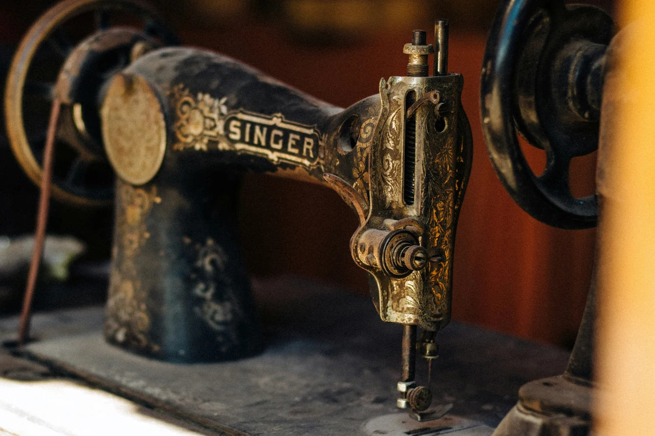Nuove regole per vendere oggetti vintage online: le 3 piattaforme più sicure secondo gli antiquari Nuove regole per vendere oggetti vintage online: le 3 piattaforme più sicure secondo gli antiquari