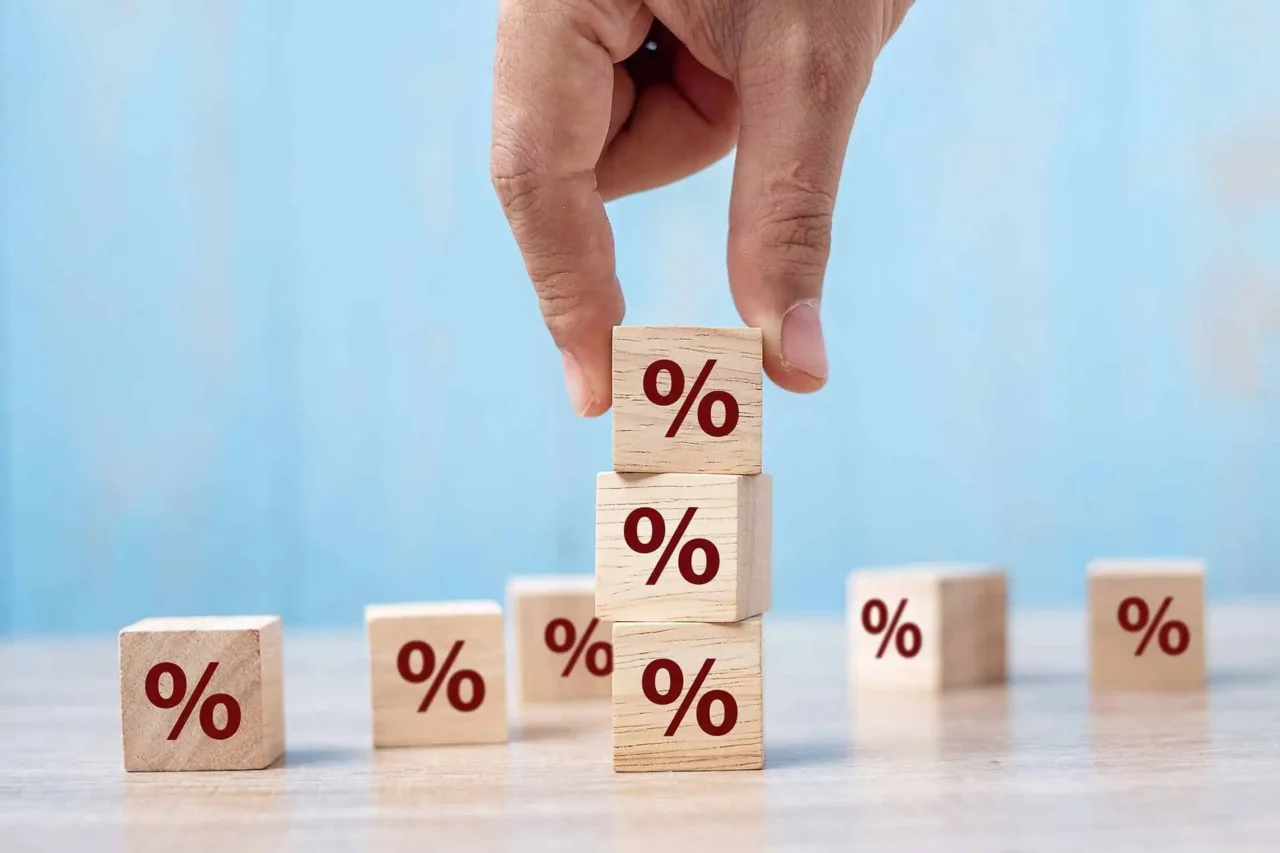 Come risparmiare fino a 300 euro l’anno scegliendo il conto deposito con il tasso migliore ora disponibile Come risparmiare fino a 300 euro l’anno scegliendo il conto deposito con il tasso migliore ora disponibile