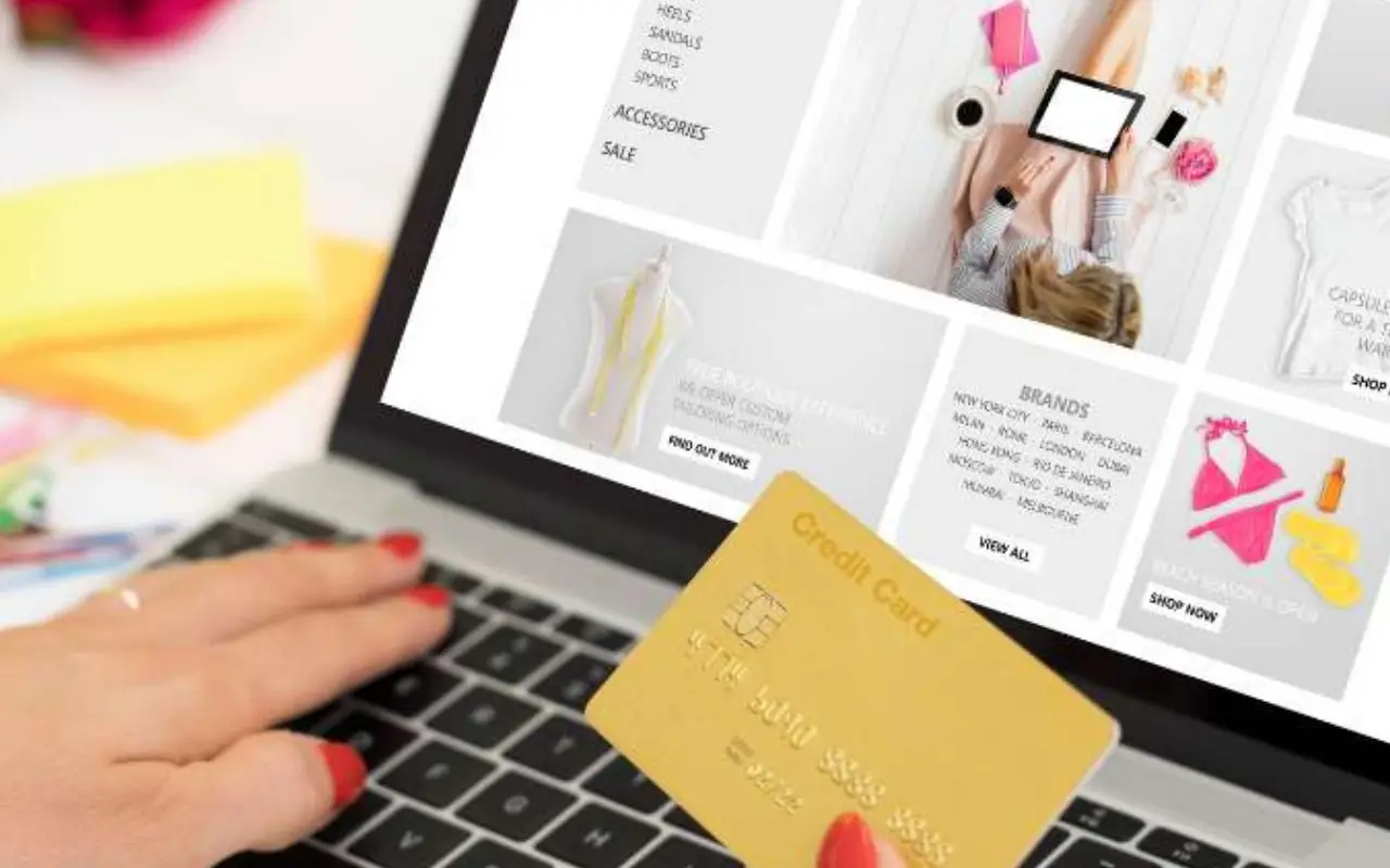 Il trucco per comprare online d’estate risparmiando di più Il trucco per comprare online d’estate risparmiando di più